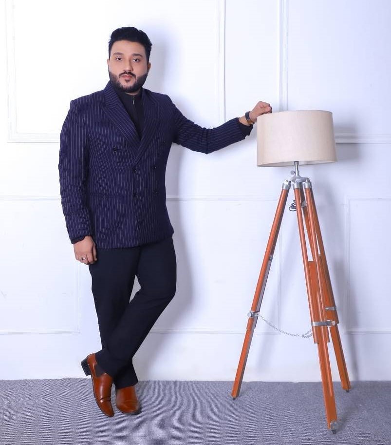 Dr. Pariitosh Mallik